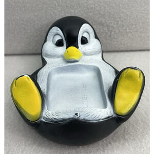 VTG Pinkerton Penguin III Plastic Soap Dish Merle Norman Winter Christmas Decor